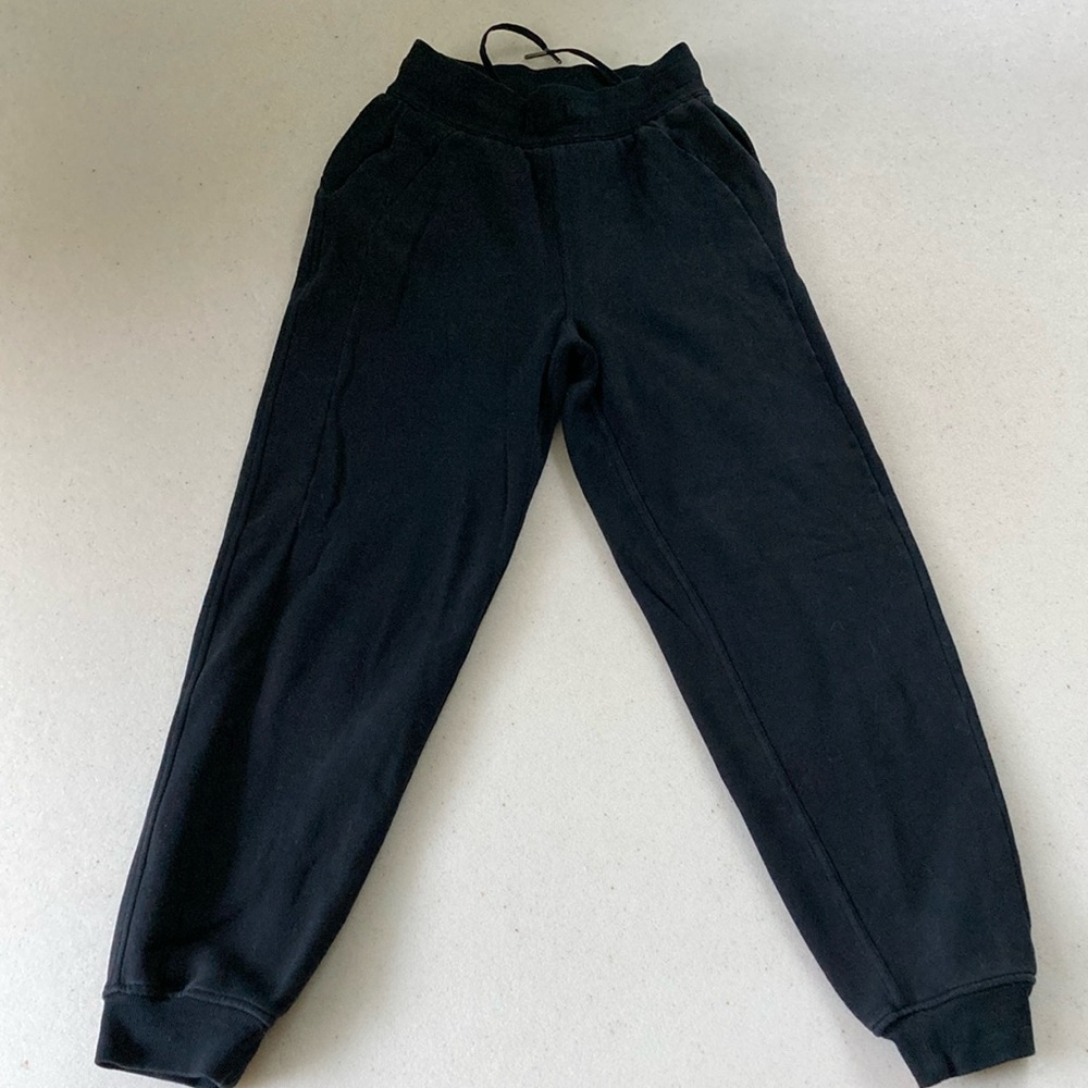 Lululemon Scuba Joggers with pockets